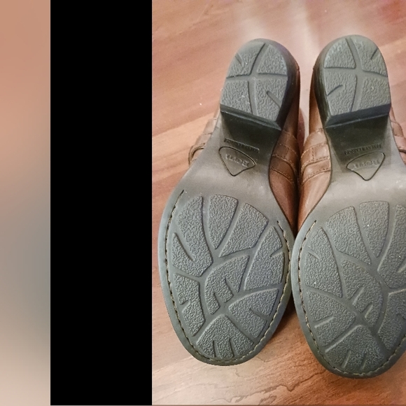 Women’s Born booties shoes loafers heels brown leather size 11 - Picture 6 of 6